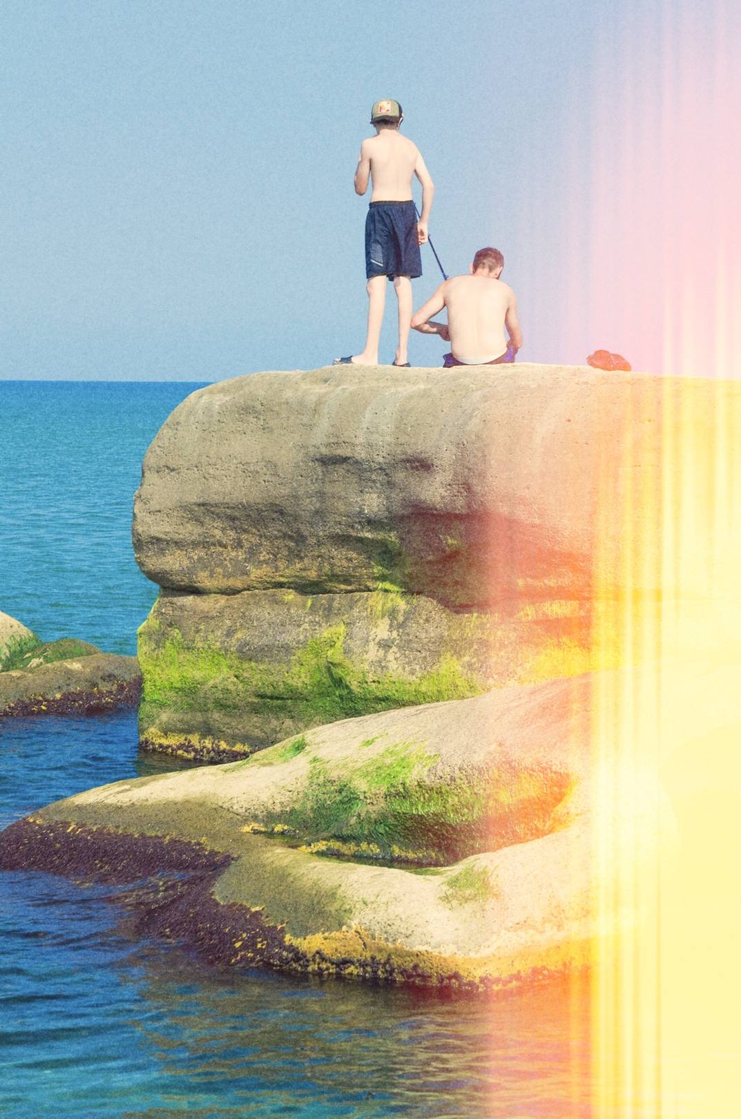 The same photo with the Leak look